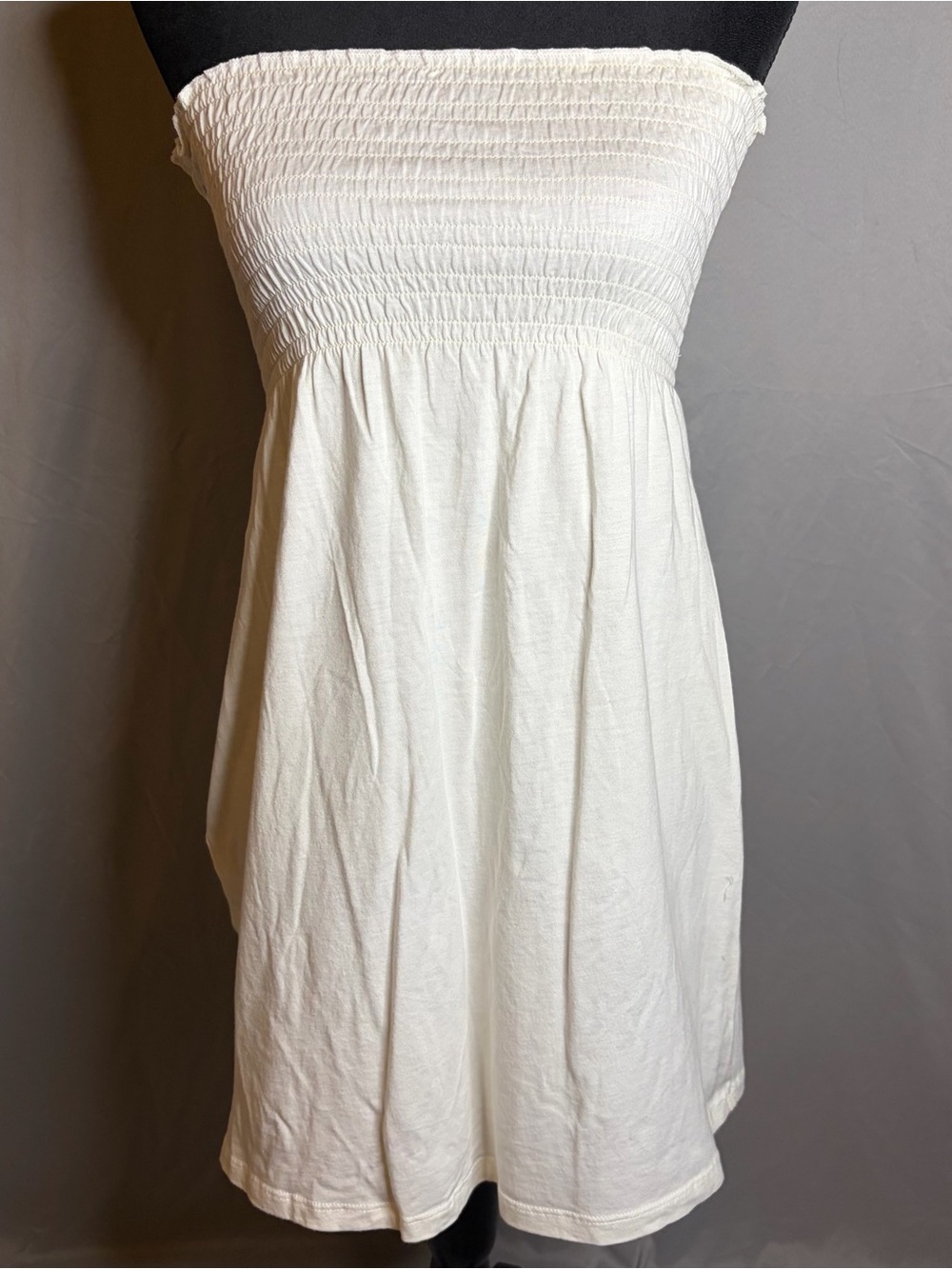 Abercrombie & Fitch White Strapless Smocked Sundress